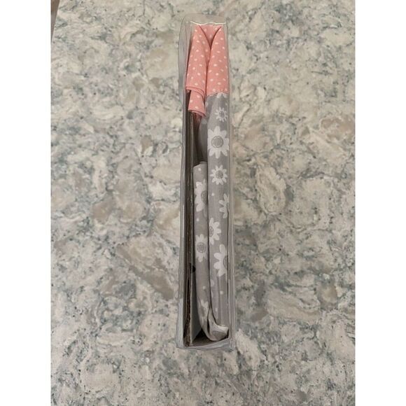 Trend Labs Daisy’s and Dots Window Valance - Picture 2 of 4